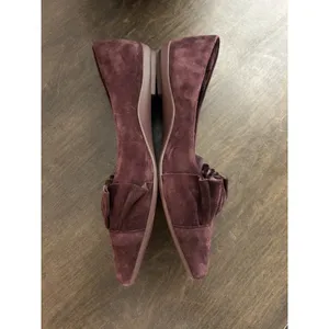 Aerosoles Women's Ruffle Suede Pointed Toe Slip-On Ballet Flats Sz 8 Burgundy thumbnail 6