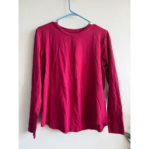 Lululemon Womens Long Sleeve Crew Neck Top Berry Pink Curved Hem Activewear 3869 thumbnail 3