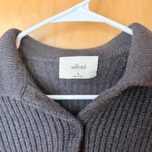 Wilfred Cardigan Women‎ Size M Dark Grey 100% Merino Wool Cropped Ribbed Polo thumbnail 4