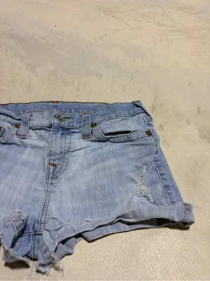 True religion boyfriend Light Blue Denim cutoff Shorts 30 thumbnail 3
