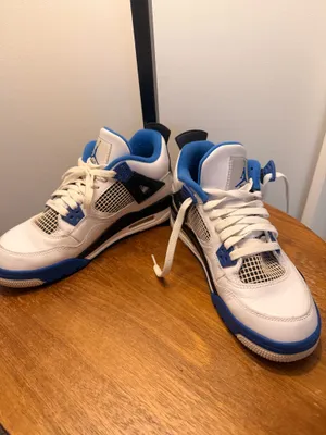Air Jordan Retro 4 thumbnail 8