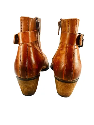 Earth Women’s Size 9.5 West Riverton Tan Brown Leather Buckle Zip Ankle Boots thumbnail 4