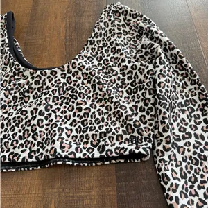 Albion Fit Leopard Bella Crop Long Sleeve Swim Top Size M thumbnail 2