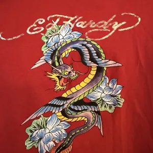 Vtg‎ Ed Hardy Tshirt Single Stitch Red Women Medium Cropped Y2K Dragon 80s 90s thumbnail 5