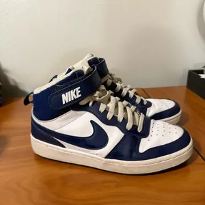 Nike Court Borough Mid 2 GS Navy Blue White Sneaker cd7782-107 Size W8‎ Y6.5 thumbnail 5