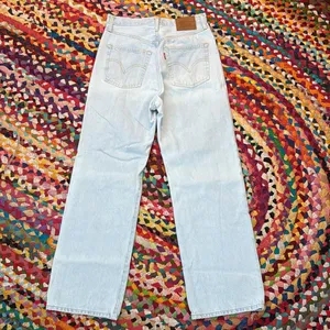 Levi’s Light Blue Ribcage Straight Ankle Denim Jeans thumbnail 3