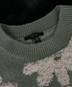 Sage & White Flower Pullover thumbnail 2