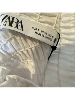 Zara White Smocked Off-Shoulder Wrap Crop Top thumbnail 4