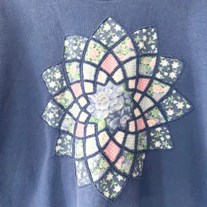 Jerzees Vintage Blue Crew Sweatshirt Embroidered Floral Patchwork Starburst Med thumbnail 7