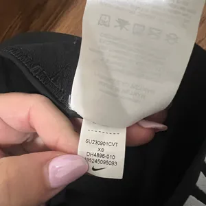 FLAWED Nike Black Pro 365 7/8 Length Leggings Size XS thumbnail 6