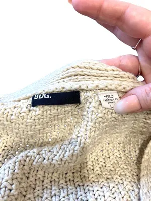 Urban Outfitters BDG Grandpa Chunky Cardigan Cream Size L Coastal Quiet Luxury thumbnail 3