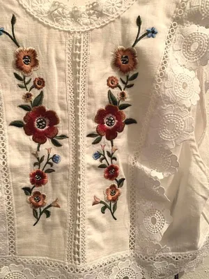 Forever 21 White Floral Crop Top thumbnail 3