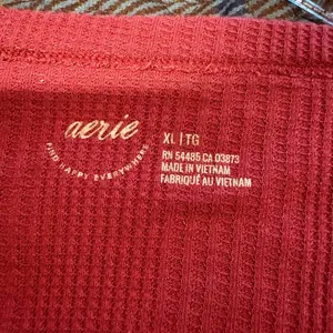 Aerie Long Sleeve Waffle Knit Henley Top (Magenta) Red women’s XL thumbnail 5
