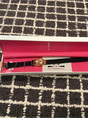 NIB!! Issac Mizrahi Stainless Steel Black and Gold Women’s Wrist Watch thumbnail 2