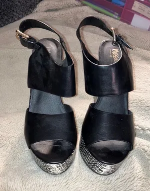 🎉4 for $20 Mossimo Wedges, size 8 🧜‍♀️ Black thumbnail 1