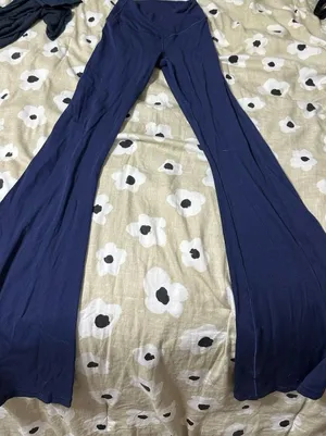 Aerie navy flare pants thumbnail 1