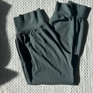 Athleta Women's Gray Joggers thumbnail 5
