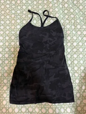 Camo Lululemon Tank thumbnail 1