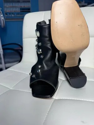 Fabrizio Chini Black Leather Studded Peep Toe Ankle Booties Made in Italy thumbnail 6