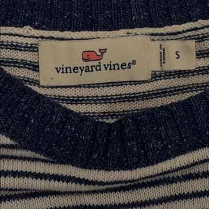Vineyard Vines Women's Navy and White Striped Sweater‎ small thumbnail 5