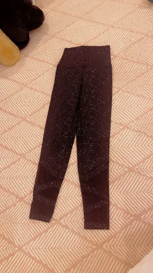 Halara leggings thumbnail 2
