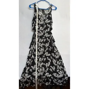 Who What Wear Black Floral Maxi Dress Side Cut Out Tassel Tie Small thumbnail 7