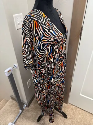van winkle & co. Zebra Stripe V-Neck Short Dolman Sleeve Satin Midi Caftan Lg thumbnail 3