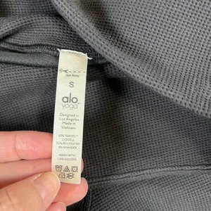 Alo Yoga High Waist Waffle Knit Leggings Charcoal Grey Tencel Blend Womens Small thumbnail 5