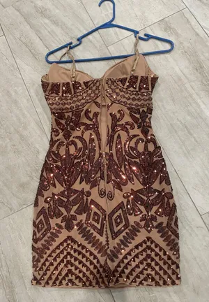 dress Size M thumbnail 4