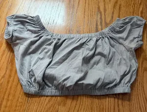 🙂Wilfred Light Gray Off-Shoulder Elastic Hem Crop Top thumbnail 1