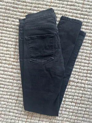 Levi’s Black Jeans thumbnail 3