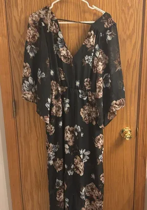 Bailey blue dark green floral dress in size large thumbnail 5