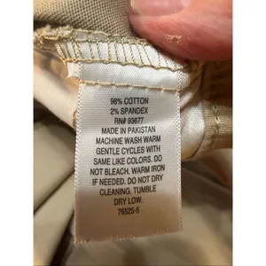 St. John’s Bay Capris- Khaki/ Mid Rise/Sz 14 NWT thumbnail 9