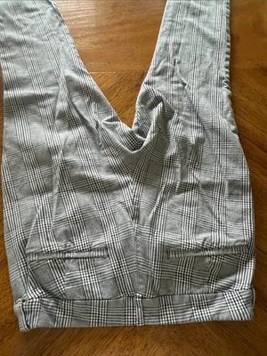 Old Navy Pixie Pants thumbnail 5