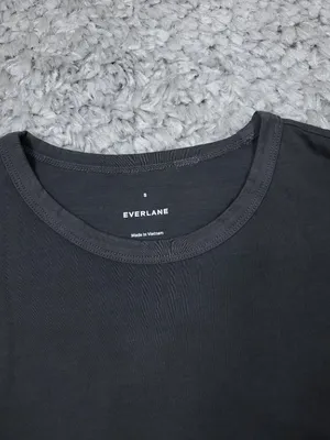 Everlane The Boyfriend Tee in Essential Cotton Black Gray Women's Size Small thumbnail 4