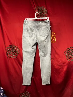 Women’s Rock & Republic Jeans thumbnail 2