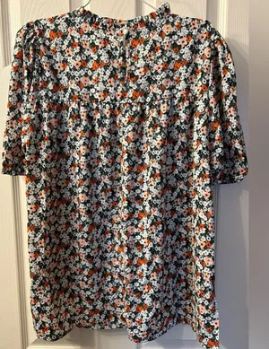 Flowered multicolor blouse size XL thumbnail 2