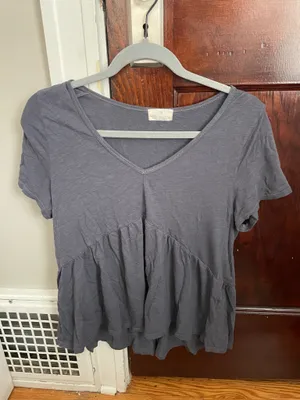 T.La Anthropologie Tee Classic V-Neck thumbnail 1