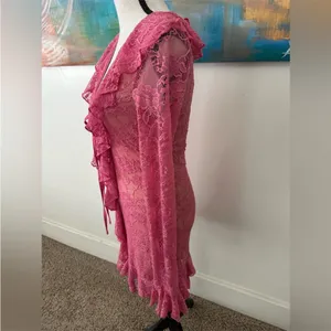 $89 NWOT Edikted Josephine Ruffle Lace Mini Dress XS thumbnail 7