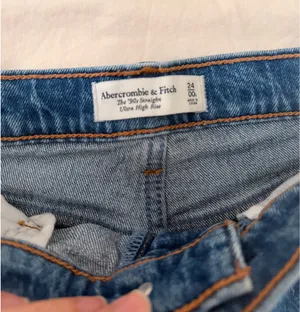 Abercrombie Straight Leg Jeans thumbnail 2