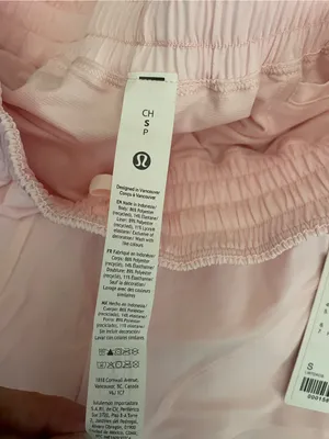 Lululemon NWT Shake It Out High Rise Run 2.5 Athletic Shorts light pink Size S thumbnail 7