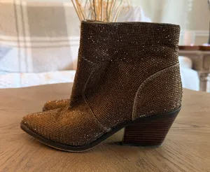 Women's Jessica Simpson Gold Rhinestone Ankle Boots size 7 thumbnail 1