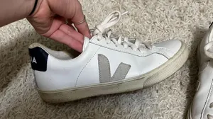 VEJA Campo Sneaks Size womens 6 thumbnail 1