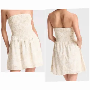 Universal Threads NWT L Smocked Strapless MiniDress Ivory Beige Boho Cottagecore thumbnail 2