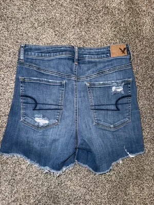 American Eagle Outfitters Women's Super Stretch High-Waisted Distressed Raw Hem Shortie Jean Shorts Size 6 thumbnail 4