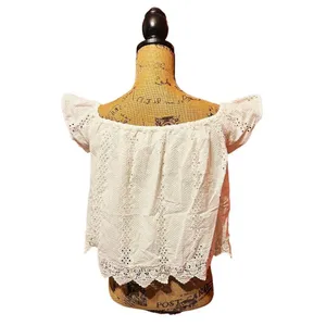 Womens Jun & Ivy Lace Crop Top Size S thumbnail 2
