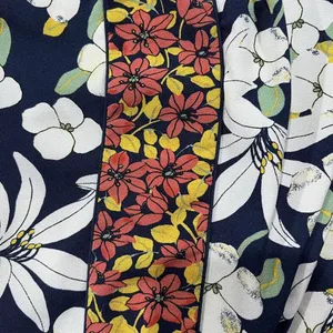Zara Trafaluc Size S‎ Floral Cropped Pants Paperbag Pockets Elastic Waist Zip Up thumbnail 8