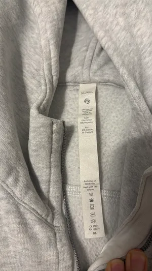 Lululemon Scuba Hoodie thumbnail 4