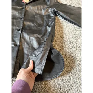 CIDER Women's Oversized Black Faux Leather Jacket Size XS‎ (A525) thumbnail 6