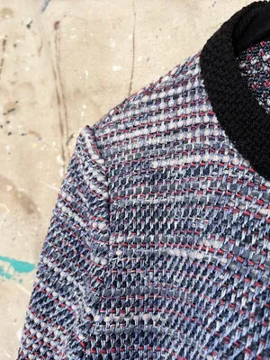 St John Tweed Cropped Blazer thumbnail 3